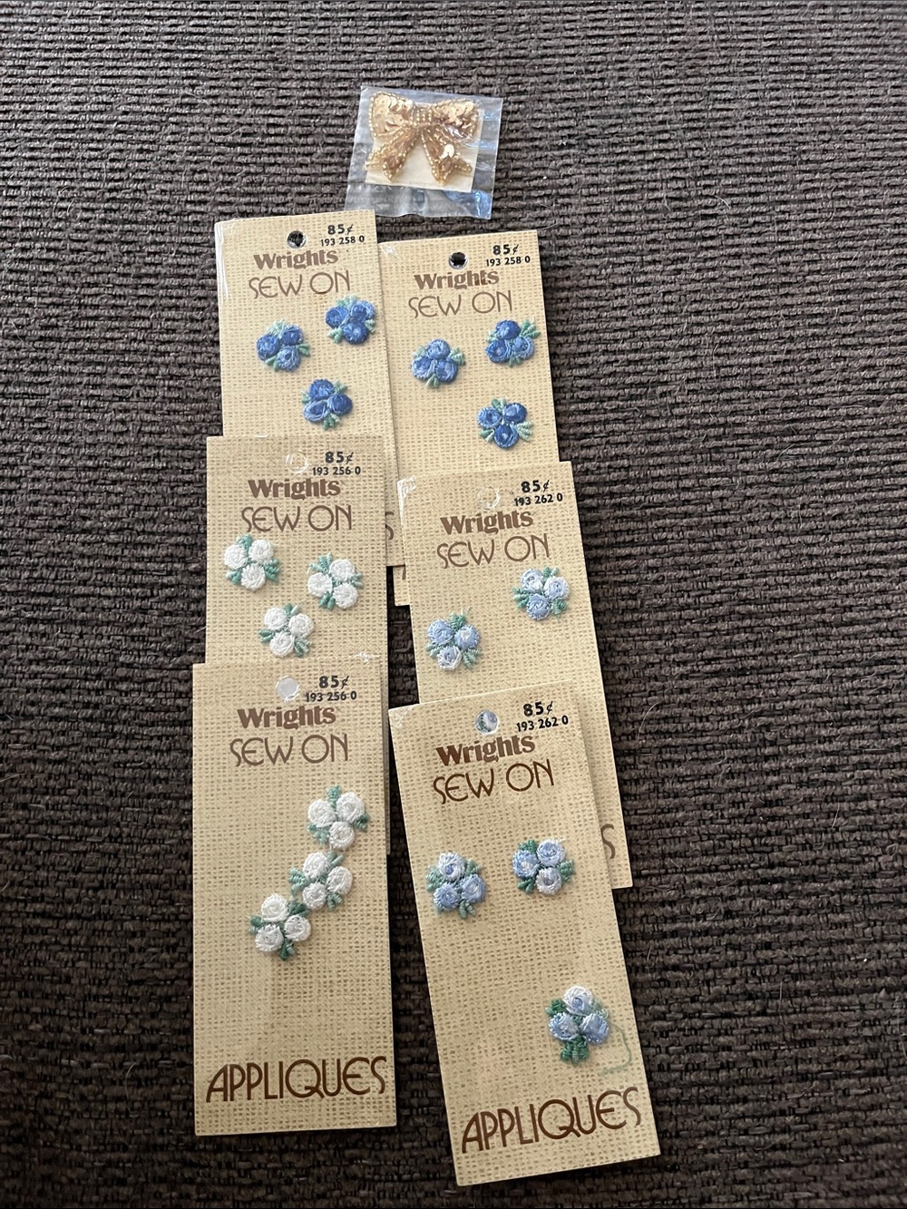 Wrights Sew On Floral Appliques